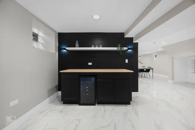 $439,000 | 7733 South Luella Avenue, Chicago, IL 60649