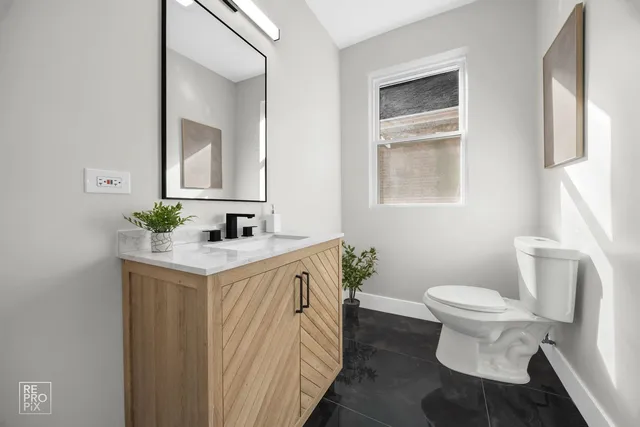 $439,000 | 7733 South Luella Avenue, Chicago, IL 60649