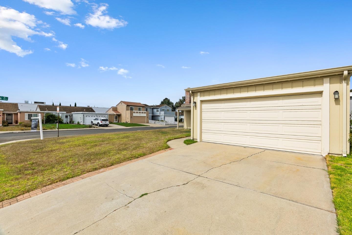 703 Sherman Circle Salinas, CA 93907 - Photo 13 of 25 a view of backyard with ocean view