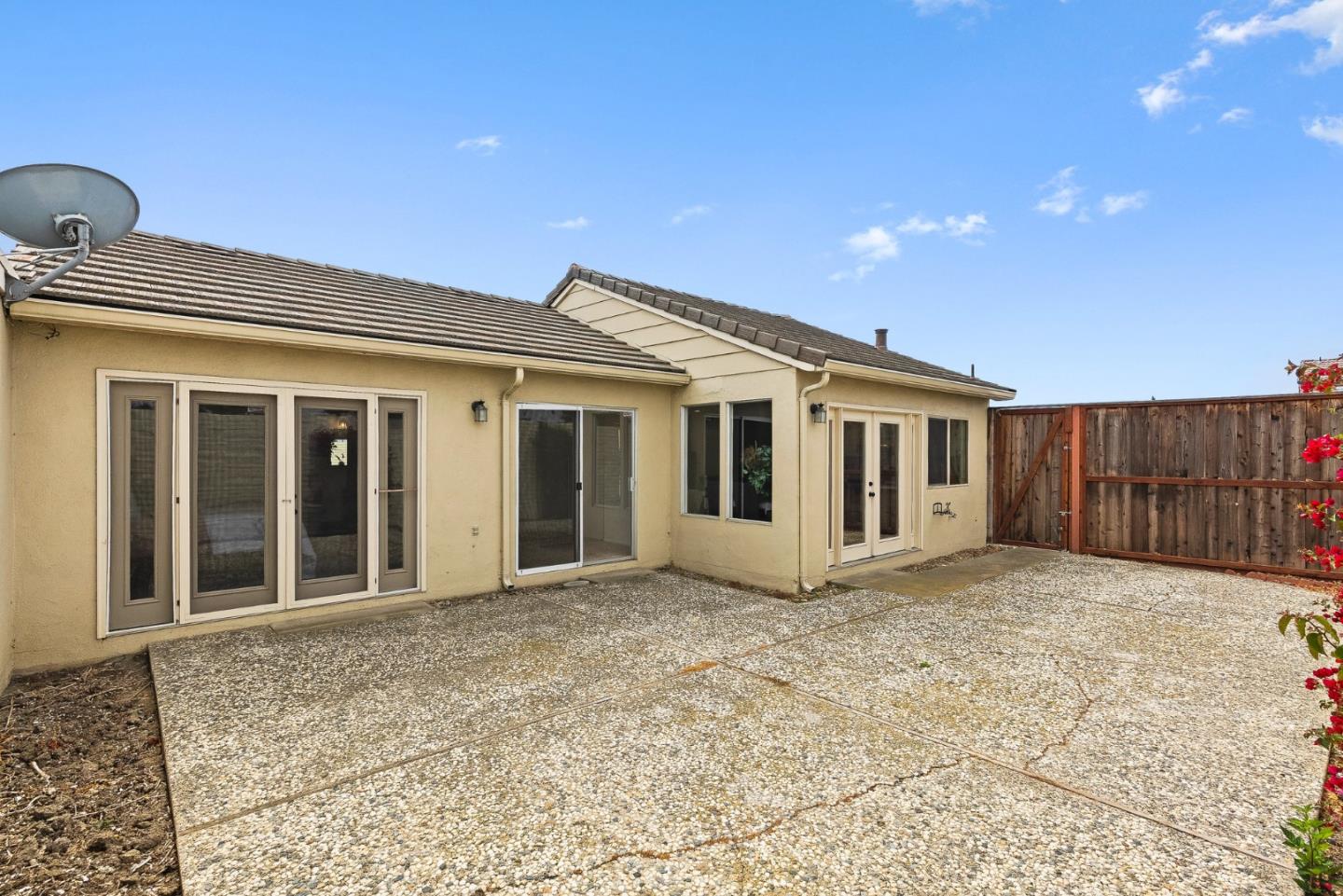 703 Sherman Circle Salinas, CA 93907 - Photo 15 of 25 a view of a house with wooden fence