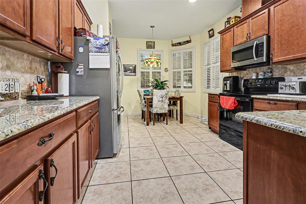 640 Grand Canal Drive Kissimmee, FL 34759 - Photo 12 of 28