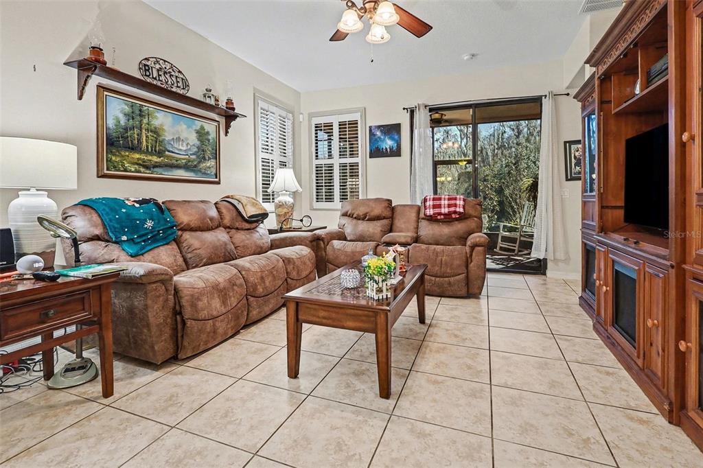640 Grand Canal Drive Kissimmee, FL 34759 - Photo 6 of 28