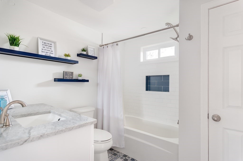 1 Cardinal Road Worcester, MA 01602 - Photo 23 of 33