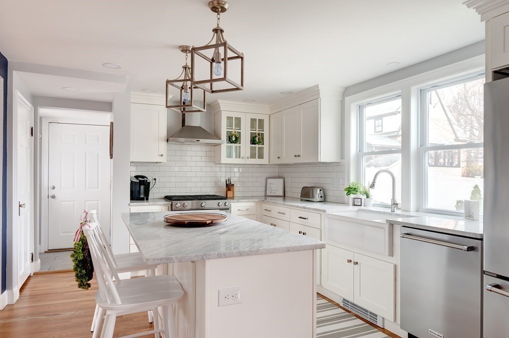 1 Cardinal Road Worcester, MA 01602 - Photo 3 of 33