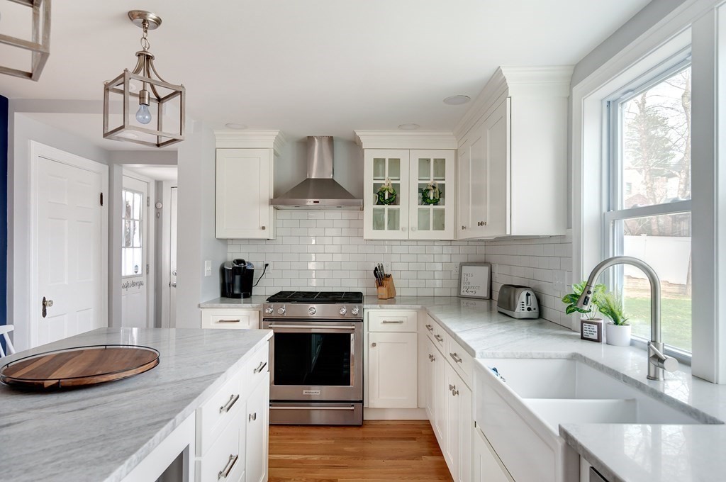 1 Cardinal Road Worcester, MA 01602 - Photo 4 of 33