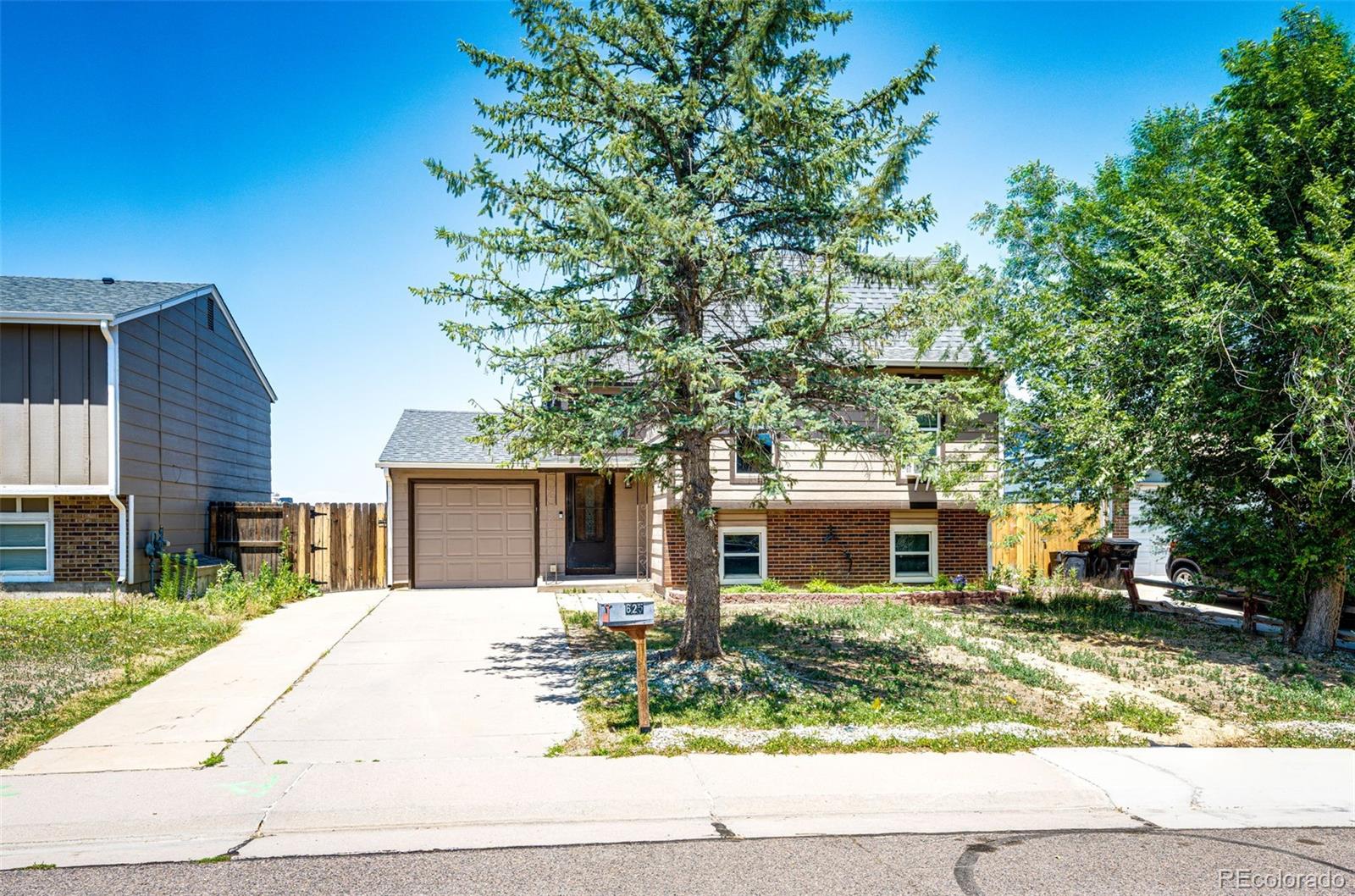625 Madison Way Bennett, CO 80102 - Photo 2 of 40