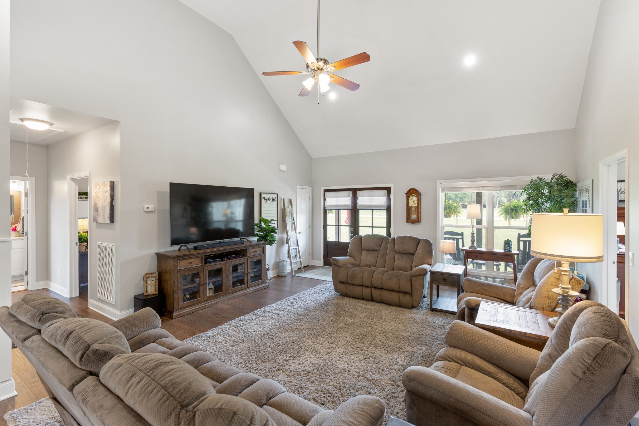 4916 Thick Road Chapel Hill, TN 37034 - Photo 13 of 41 Gallery Image 13