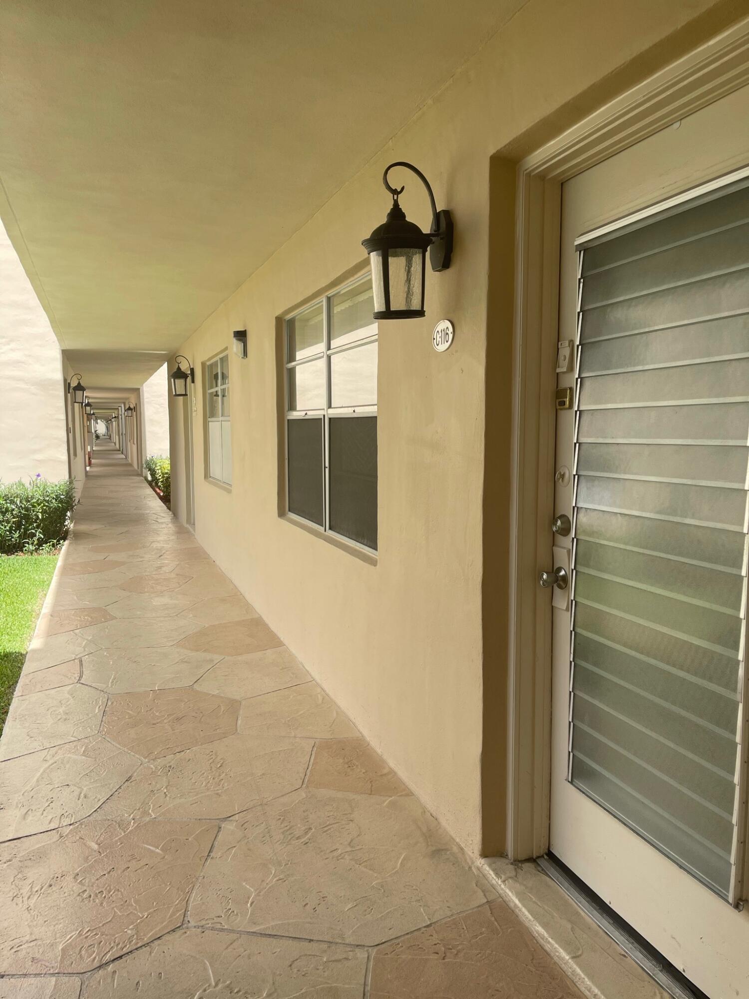 116 Burgundy B Delray Beach, FL 33484 - Photo 2 of 31 Entry