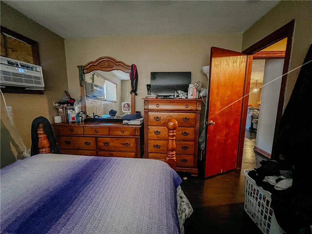1638 Shady Drive Farrell, PA 16121 - Photo 14 of 21 a bedroom with a bed and flat screen tv
