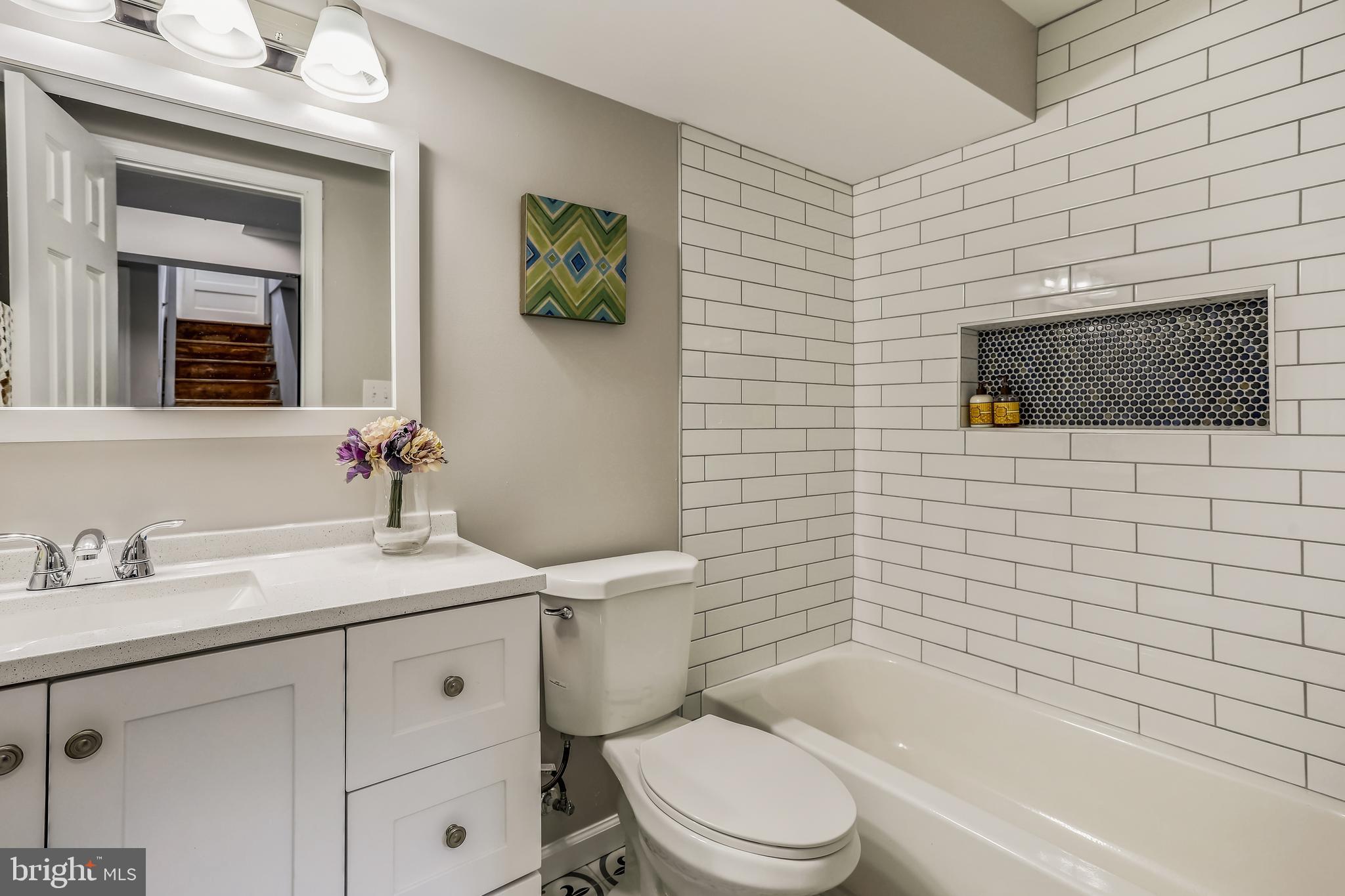 1068 Ruatan Street Silver Spring, MD 20903 - Photo 14 of 22 second bath