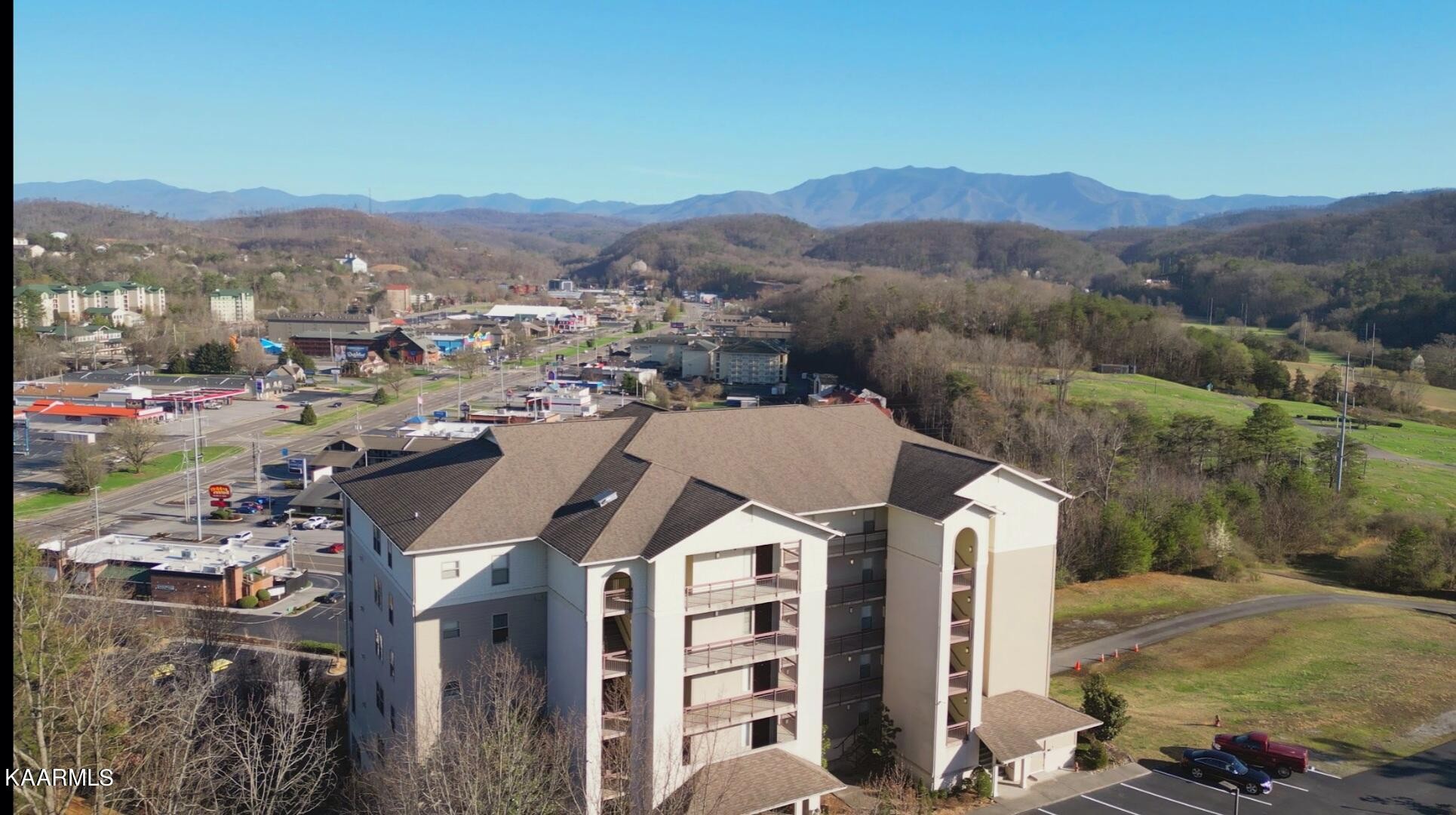 215 Mayes Road, Unit 131 Pigeon Forge, TN 37863 - Photo 39 of 42 Gallery Image 39