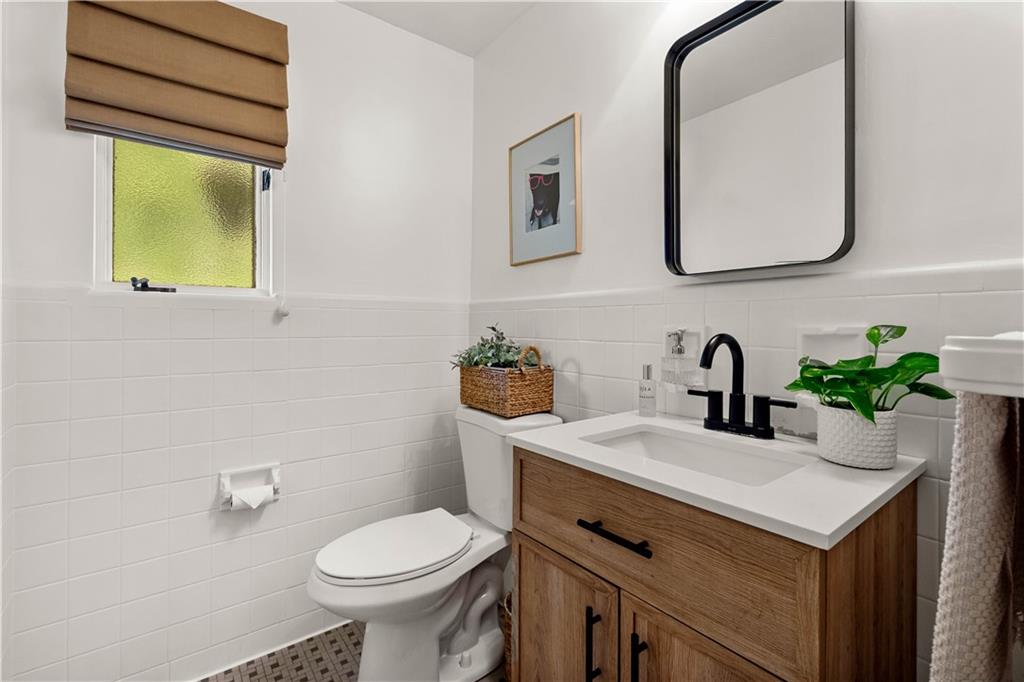 793 Elm Spring Road Pittsburgh, PA 15243 - Photo 16 of 40 Gallery Image 16