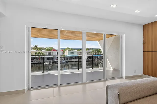 a room with lots of table and chairs