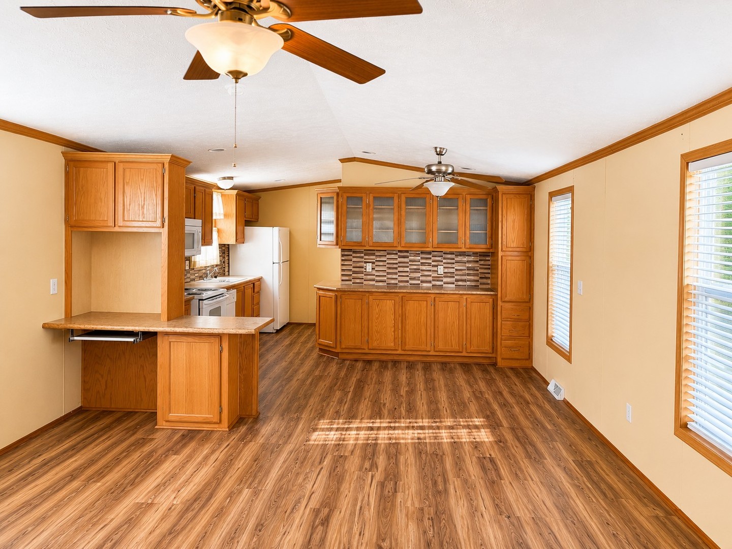 818 Peach Tree Street Urbana, IL 61802 - Photo 2 of 8