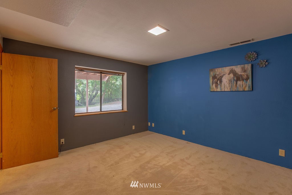 3920 Squilchuck Road Wenatchee, WA 98801 - Photo 12 of 25 Gallery Image 12
