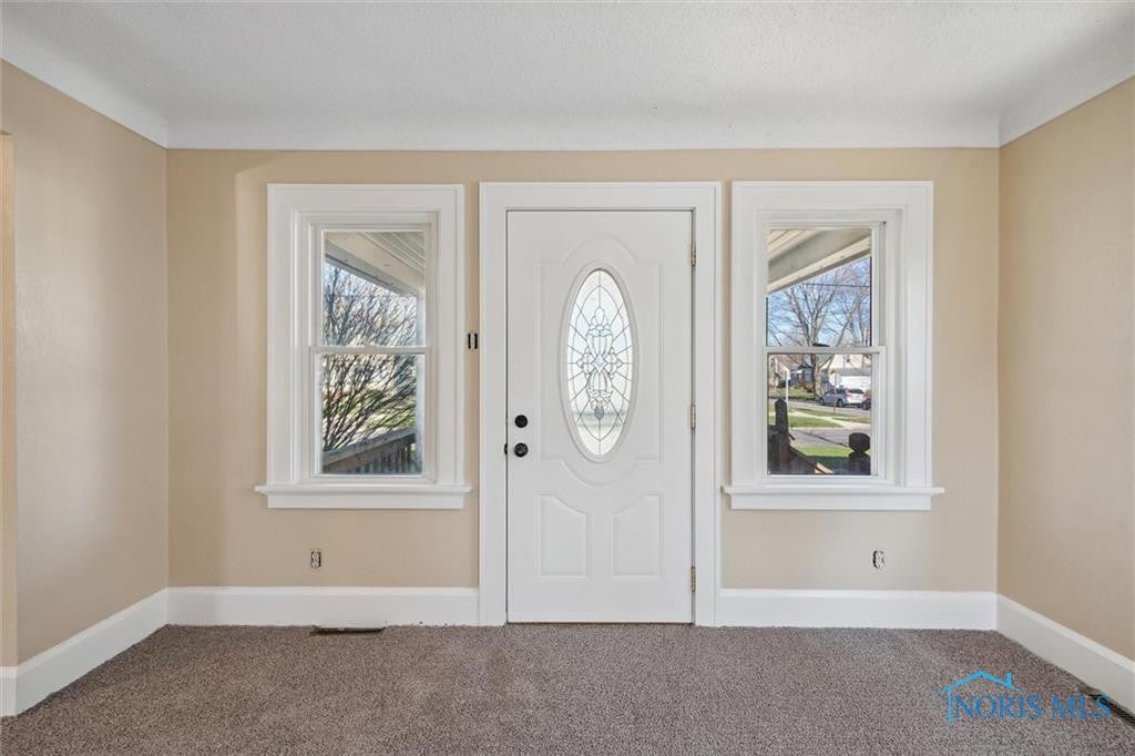 3848 Bellevue Road Toledo, OH 43613 - Photo 5 of 49 Gallery Image 5