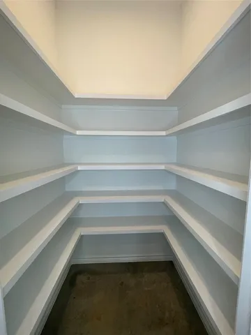 $565,000 | 236 Dipping Vat Road, Huntsville, TX 77340