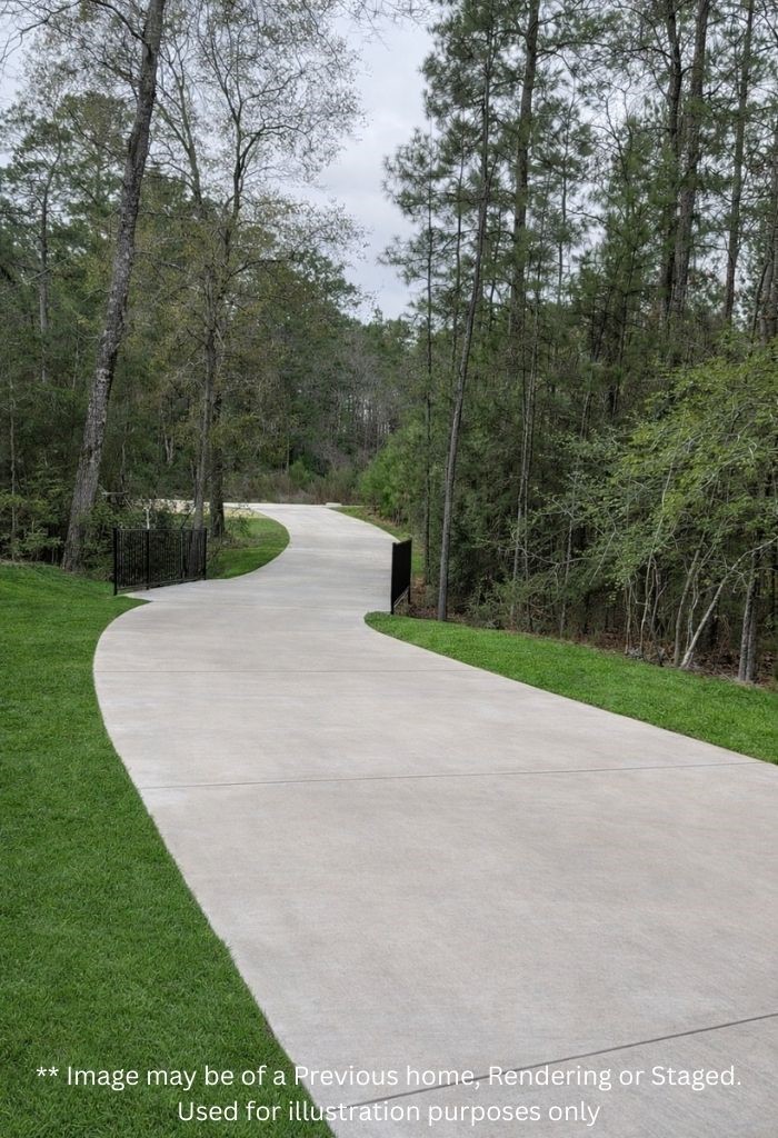 236 Dipping Vat Road Huntsville, TX 77340 - Photo 46 of 50 a view of a yard with a tree