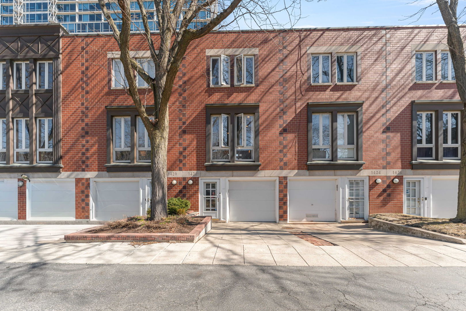 1422 South State Street Chicago, IL 60605 - Photo 1 of 34