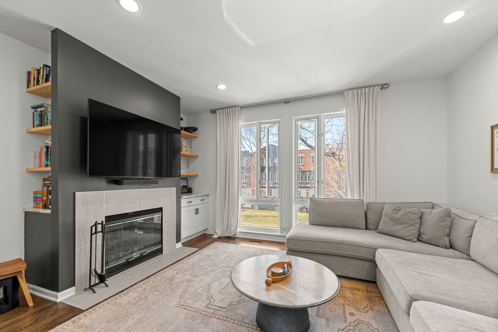 1422 South State Street Chicago, IL 60605 - Photo 3 of 34