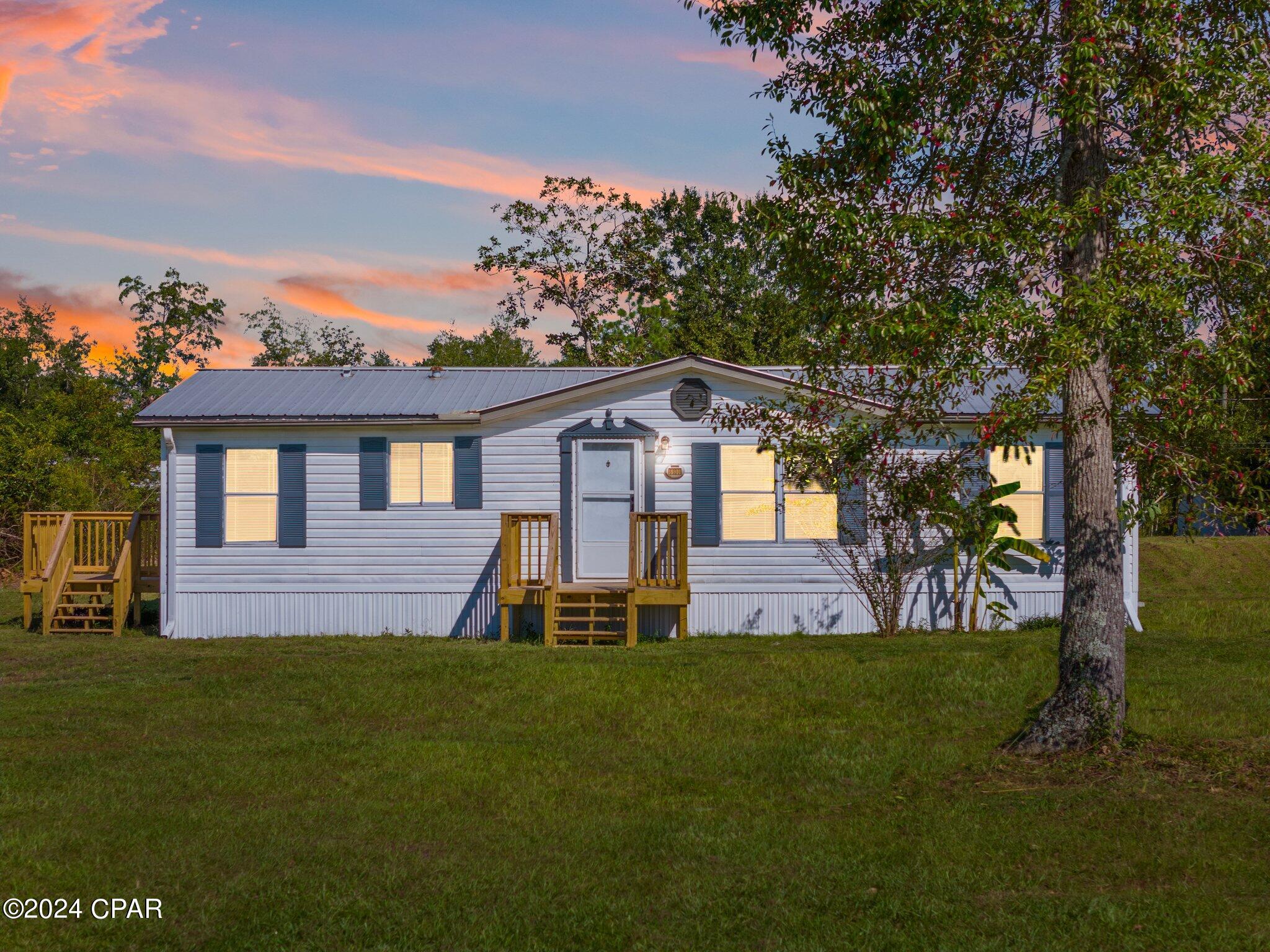 6930 Roadrunner Road Youngstown, FL 32466 - Photo 4 of 21 Gallery Image 4