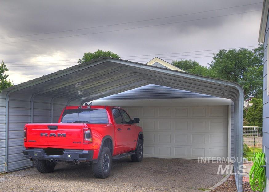 351 West Main Street South Vale, OR 97918 - Photo 30 of 33 Metal carport structure providing covered parking