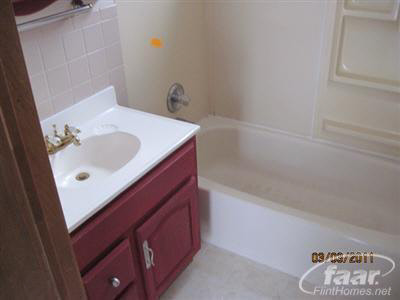 1869 Decker Road Walled Lake, MI 48390 - Photo 6 of 8 20124593-5.JPG