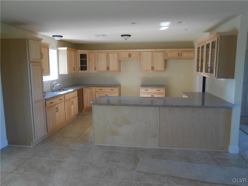 5524 Riverview Road Slatington, PA 18080 - Photo 2 of 38 Gallery Image 2