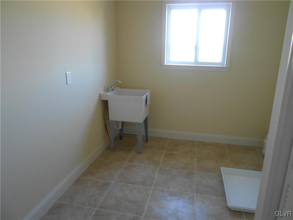 5524 Riverview Road Slatington, PA 18080 - Photo 28 of 38 Gallery Image 28