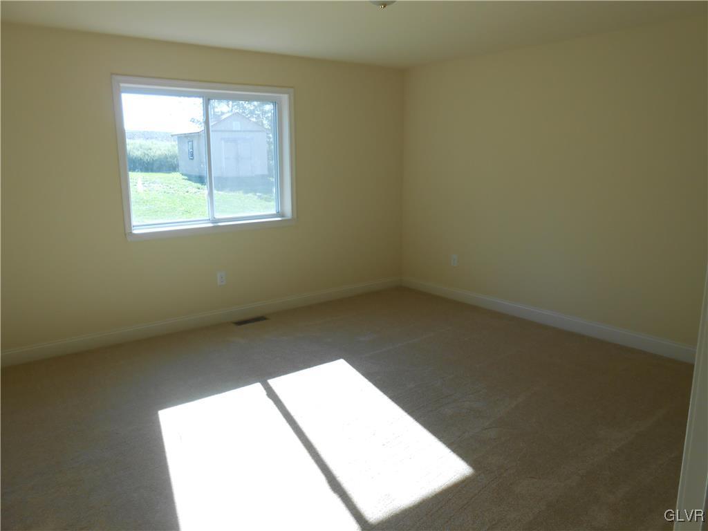 5524 Riverview Road Slatington, PA 18080 - Photo 10 of 38 Gallery Image 10