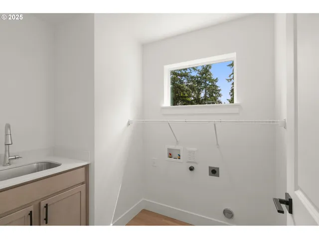 $529,950 | 18938 Southwest Hazelwood Lane, Unit L15, Beaverton, OR 97078