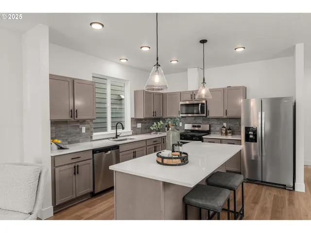 $529,950 | 18938 Southwest Hazelwood Lane, Unit L15, Beaverton, OR 97078