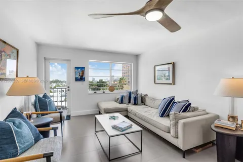 $349,000 | 730 Pennsylvania Avenue, Unit 705, Miami Beach, FL 33139