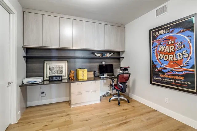 $1,525,000 | 3130 North Harwood Street, Unit 2304, Dallas, TX 75201