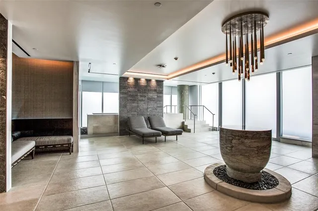 $1,525,000 | 3130 North Harwood Street, Unit 2304, Dallas, TX 75201