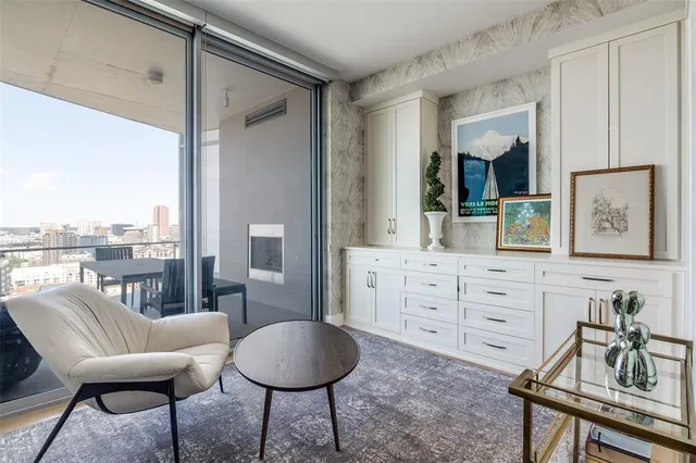 $1,525,000 | 3130 North Harwood Street, Unit 2304, Dallas, TX 75201