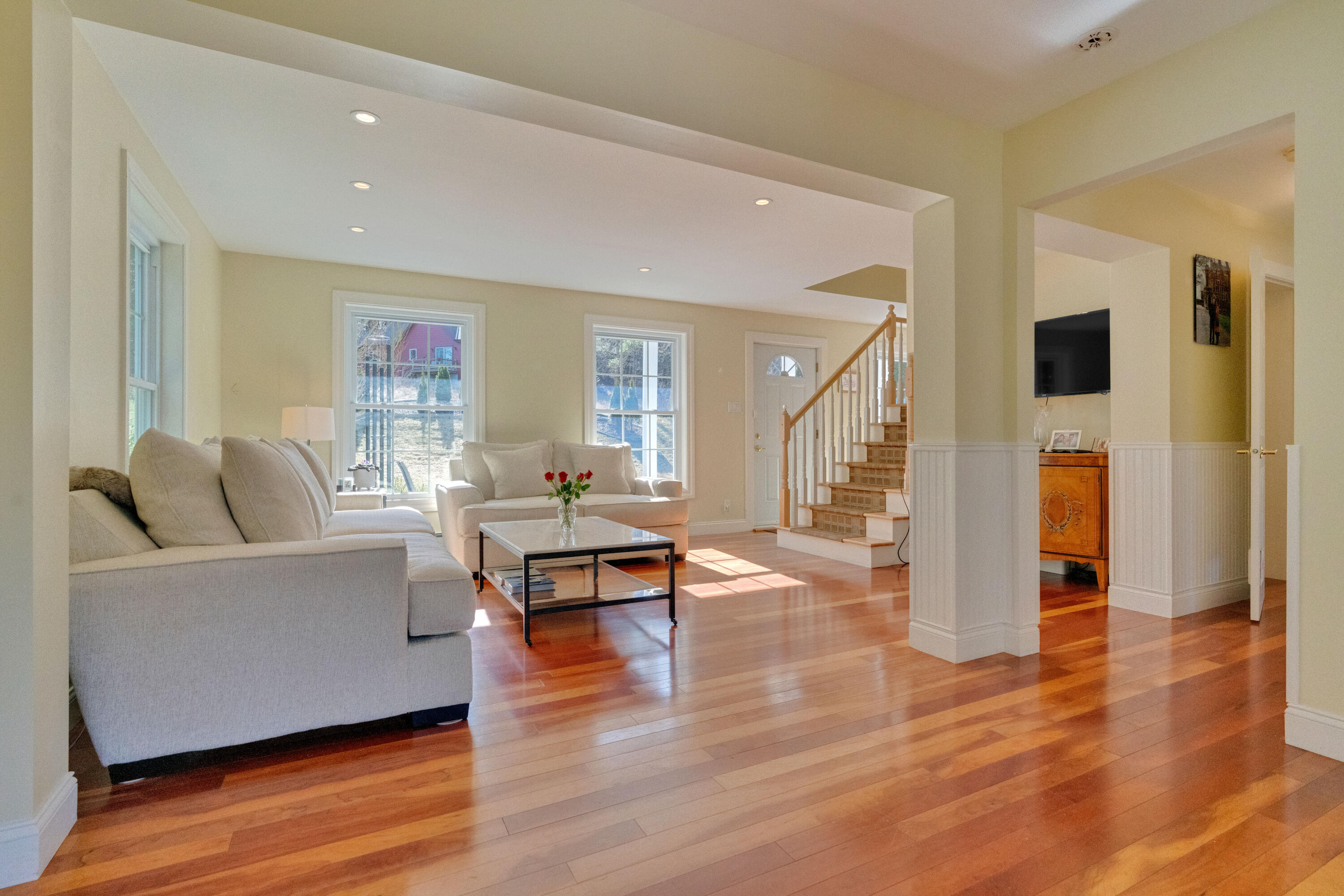 20 Upland Road Wiscasset, ME 04578 - Photo 19 of 52 Living Area