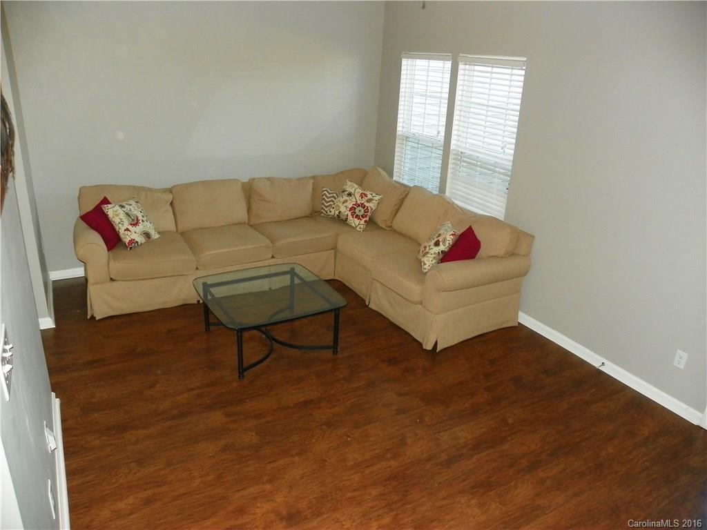16234 Hayfield Road Charlotte, NC 28213 - Photo 12 of 22 Gallery Image 12