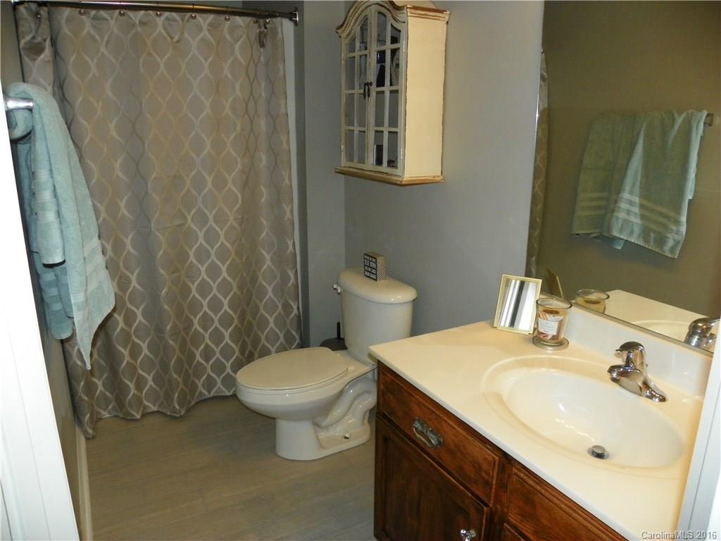 16234 Hayfield Road Charlotte, NC 28213 - Photo 15 of 22 Gallery Image 15