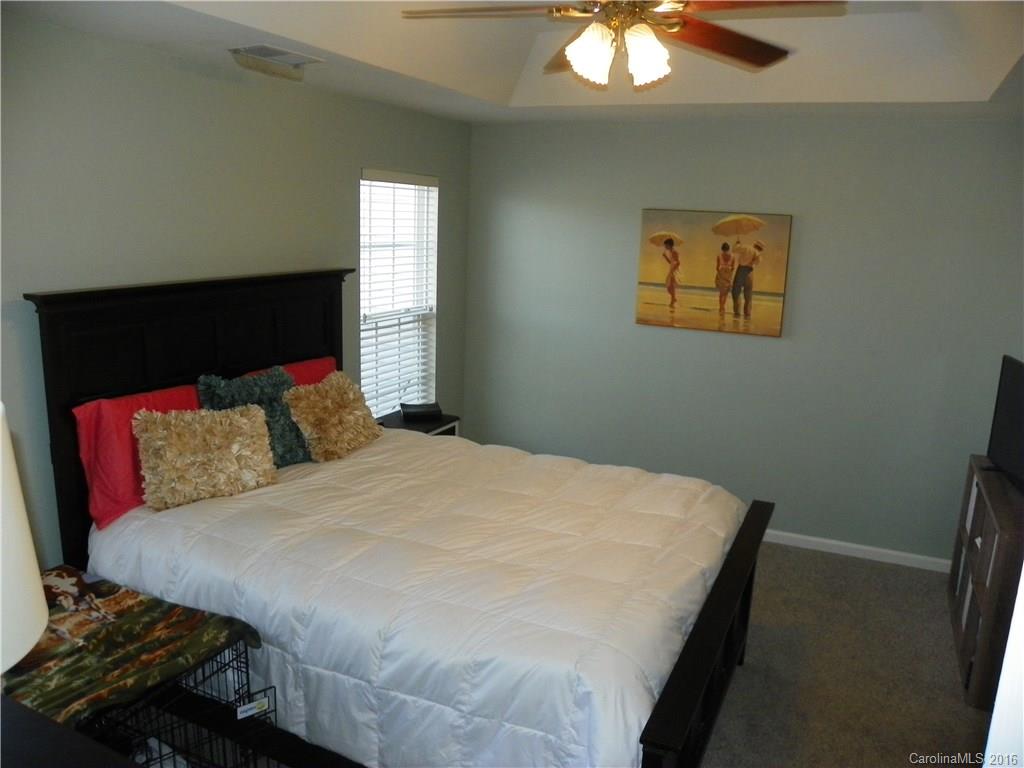 16234 Hayfield Road Charlotte, NC 28213 - Photo 16 of 22 Gallery Image 16