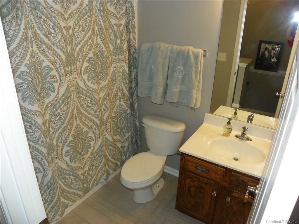 16234 Hayfield Road Charlotte, NC 28213 - Photo 19 of 22 Gallery Image 19