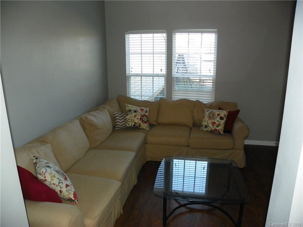 16234 Hayfield Road Charlotte, NC 28213 - Photo 9 of 22 Gallery Image 9