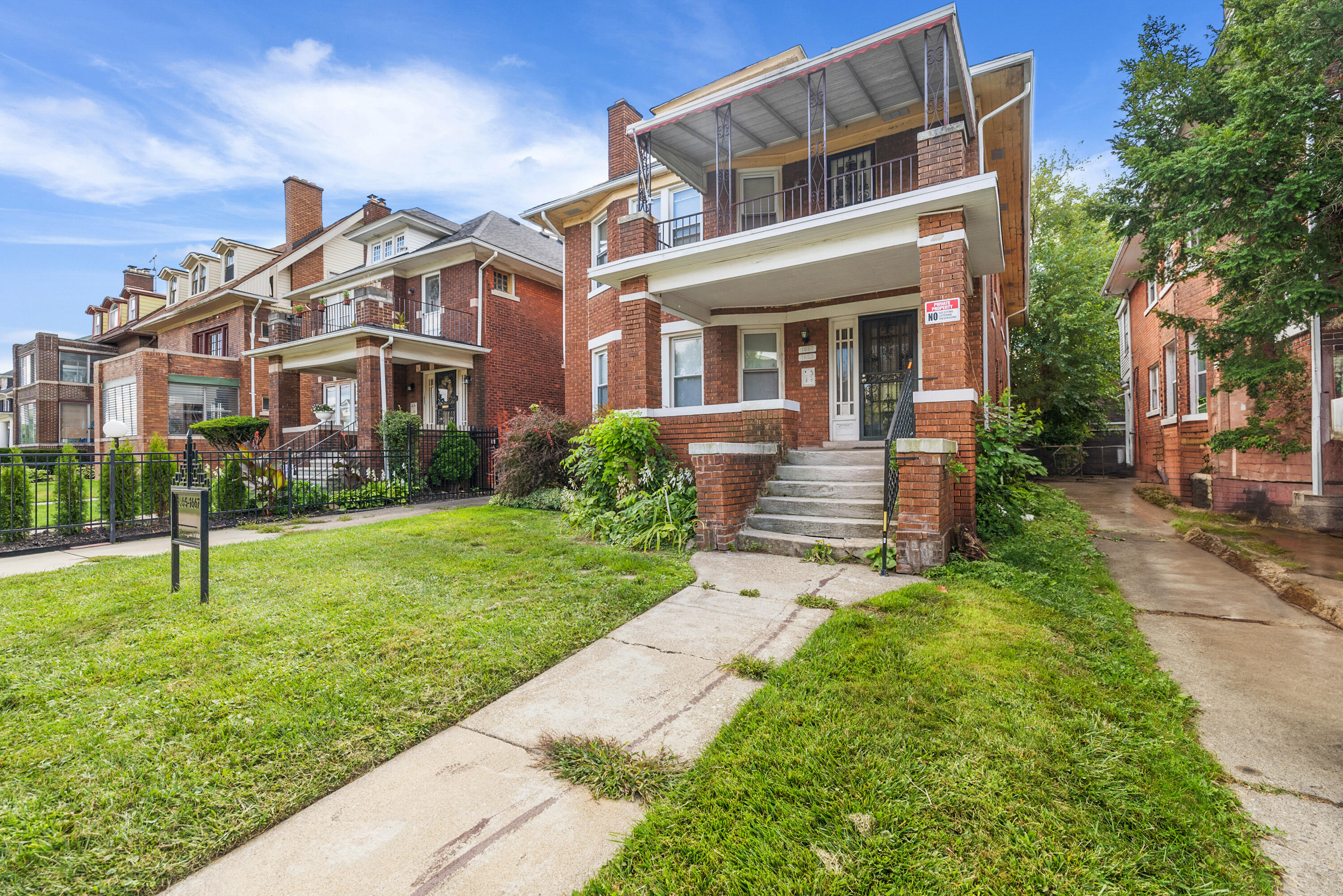 1665 Atkinson Street Detroit, MI 48206 - Photo 7 of 80 006-1665 Atikinson-6