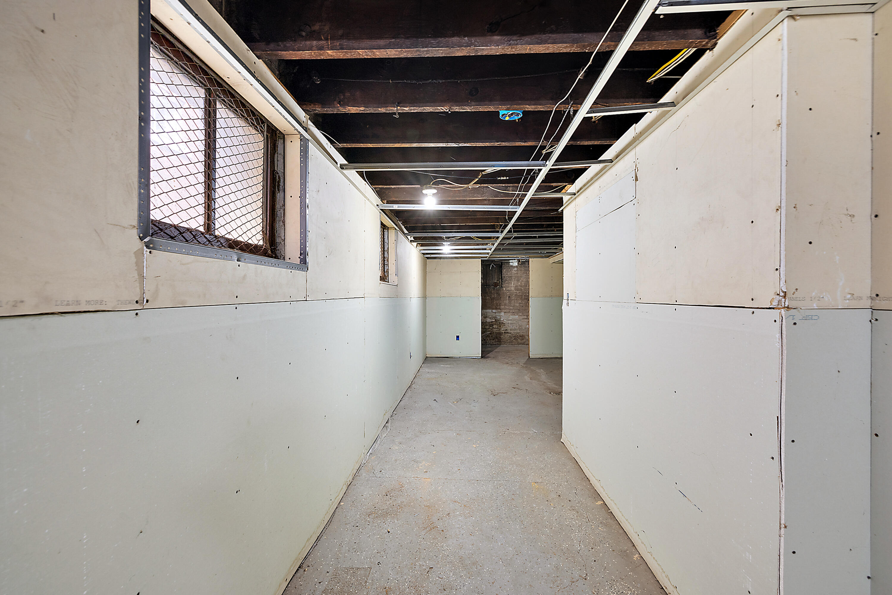 1665 Atkinson Street Detroit, MI 48206 - Photo 74 of 80 062-1665 Atikinson-62