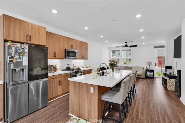 $984,888 | 773 South Grable Circle, Orange, CA 92868