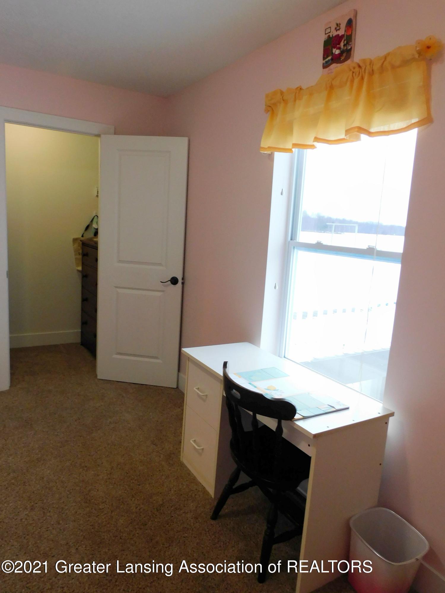 6150 South Dewitt Road St. Johns, MI 48879 - Photo 21 of 42 Bedroom #2 Closet