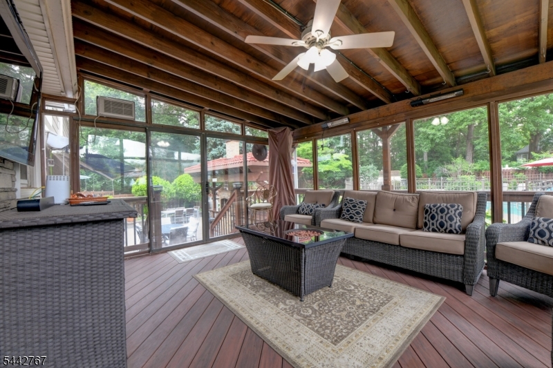 835 Colonial Arms Road Union, NJ 07083 - Photo 14 of 39