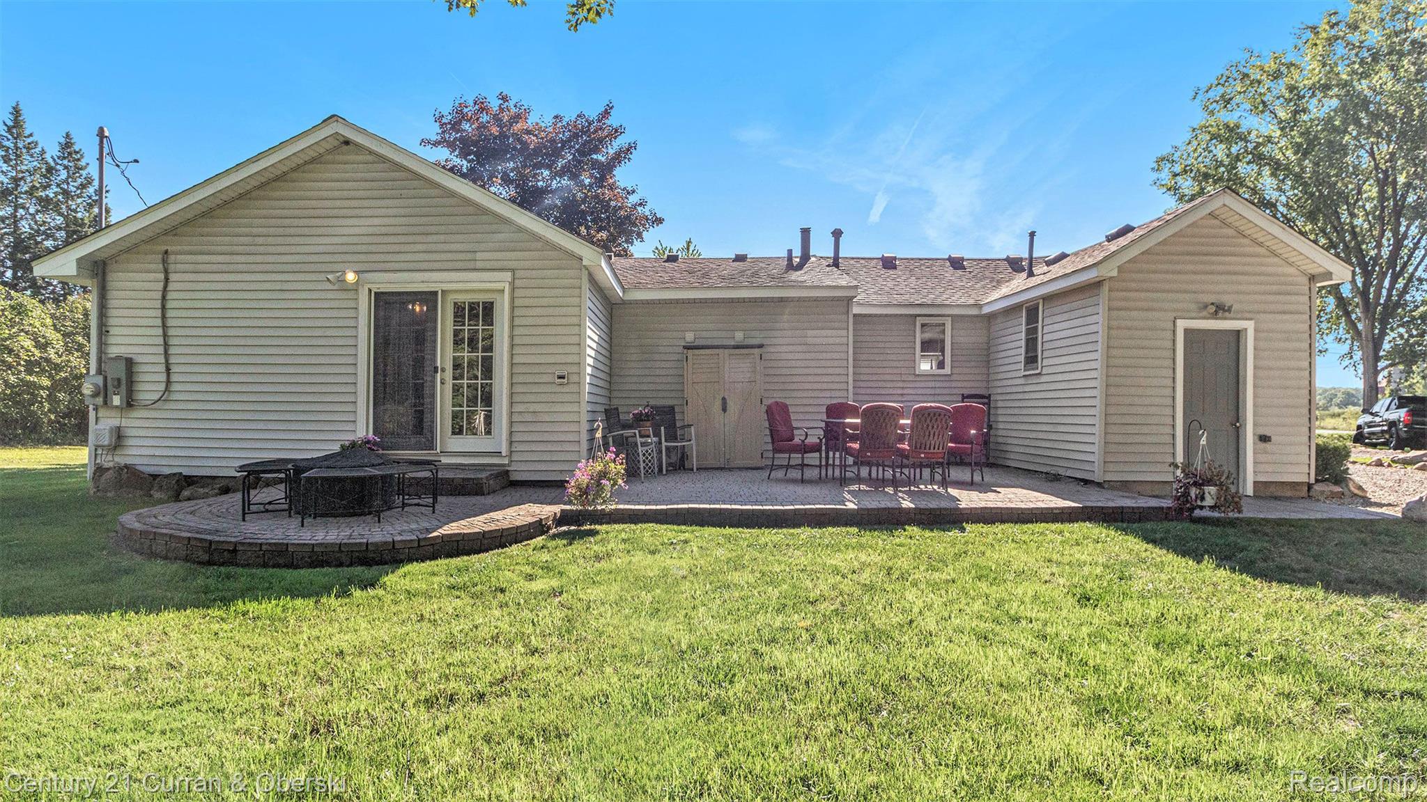 5740 County Line Road New Haven, MI 48048 - Photo 2 of 28 Gallery Image 2