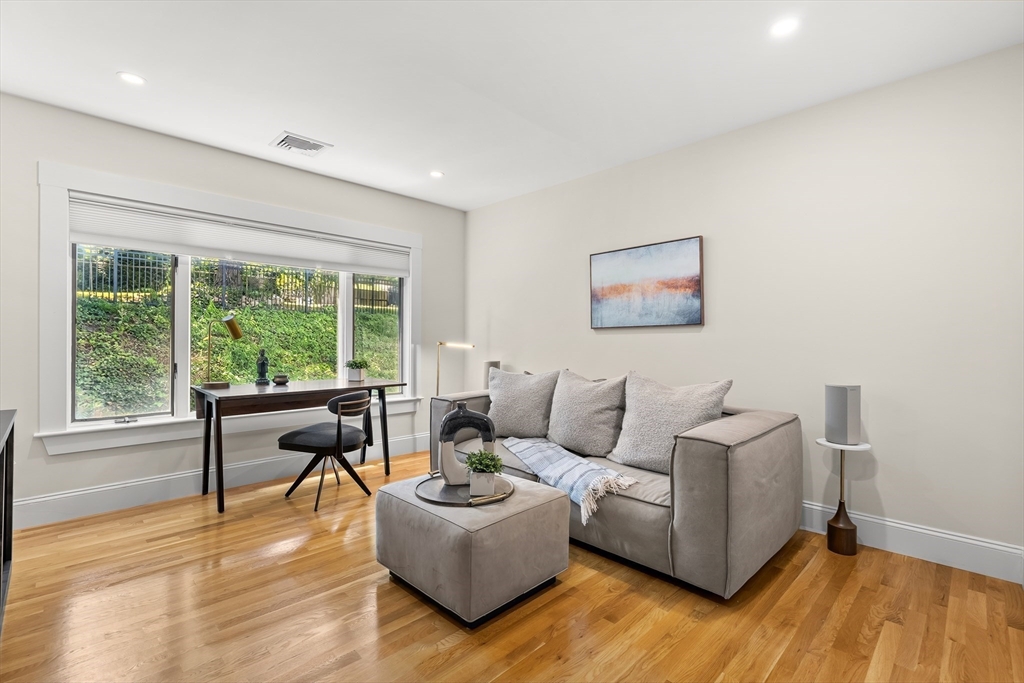 78 Hutchinson Road Arlington, MA 02474 - Photo 31 of 42