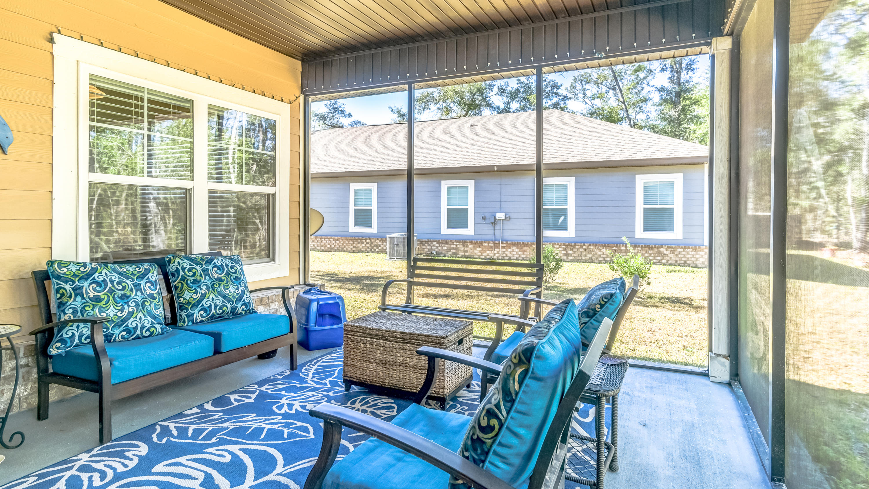 12 Benton Boulevard Freeport, FL 32439 - Photo 23 of 28 a living room with furniture and a large window